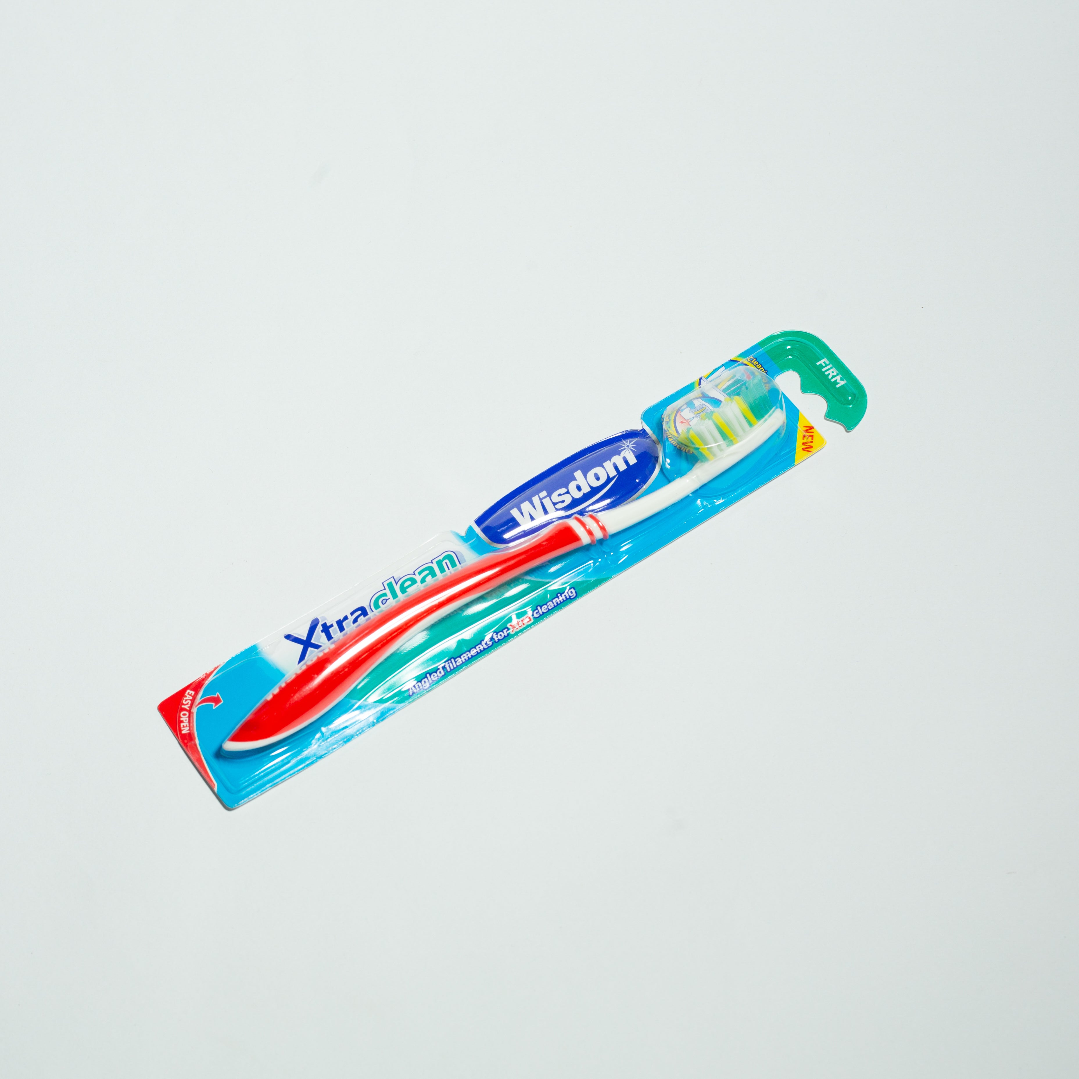 WISDOM XTRA CLEAN TEETHBRUSH